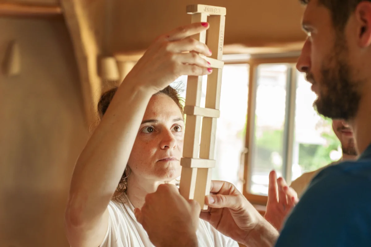 Lavoro in coppia durante una lezione di Movimento Biologico